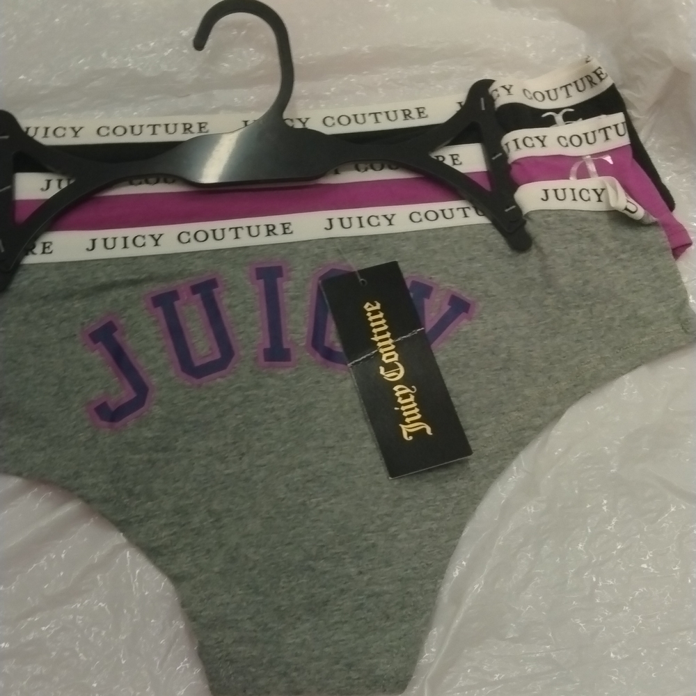 Juicy couture  3 panties size XL